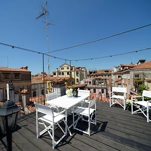2* Apartahotel La Fenice